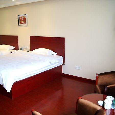 Greentree Inn Yunnan Lijiang Qixing Street Express Hotel Exteriör bild