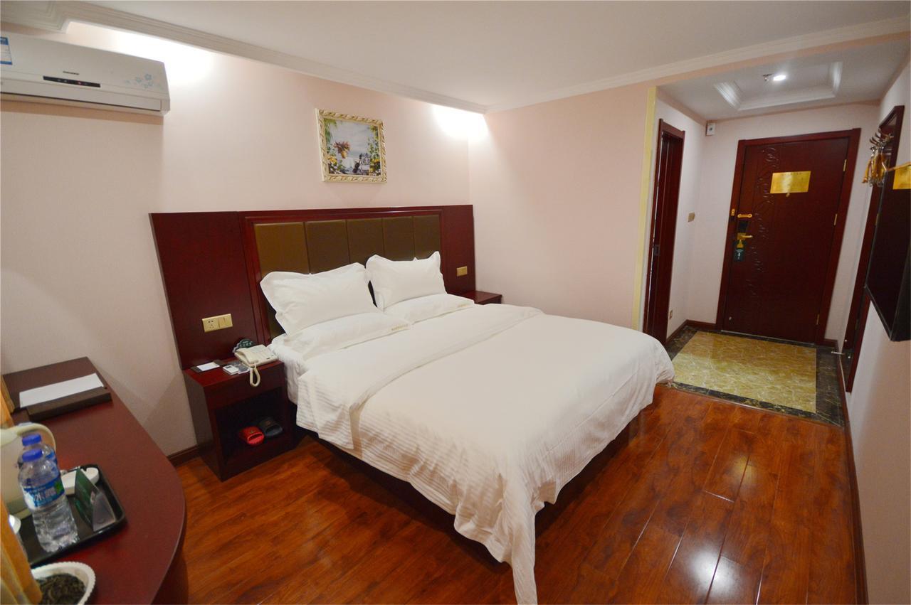 Greentree Inn Yunnan Lijiang Qixing Street Express Hotel Exteriör bild
